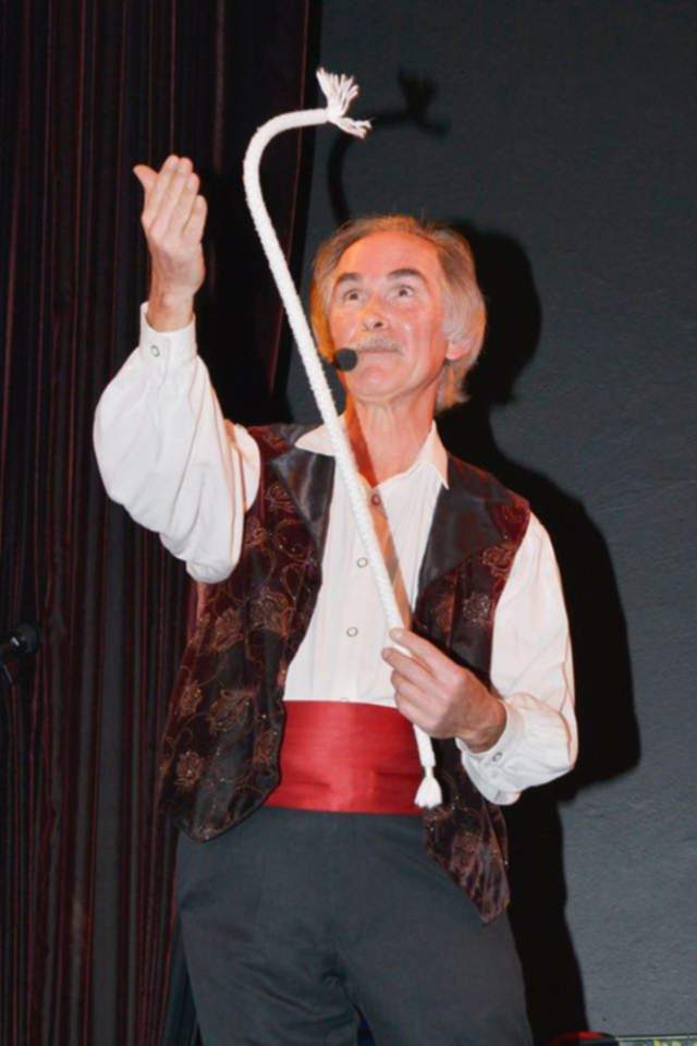 13781777_1726622217590059_613319703557117799_n